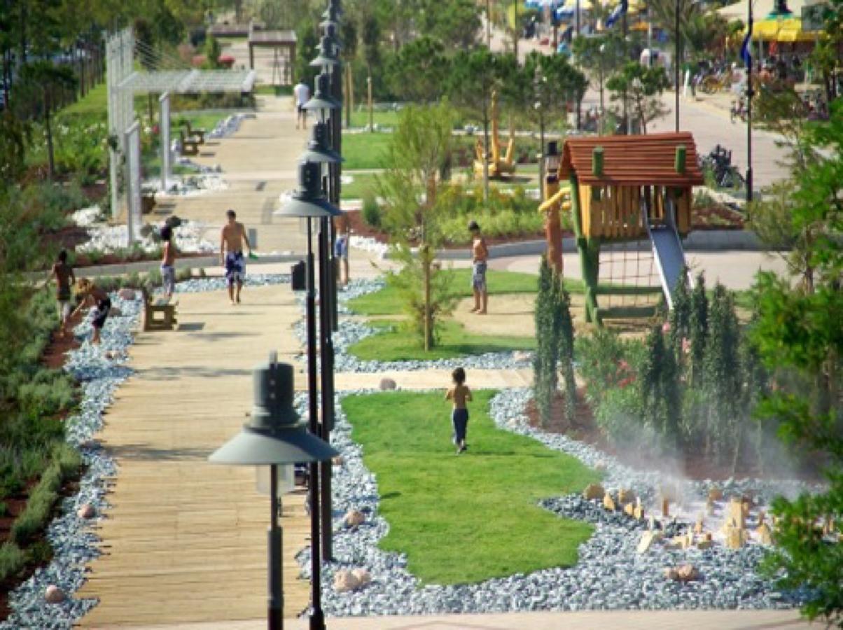 Miramare Apartment Cesenatico Ngoại thất bức ảnh